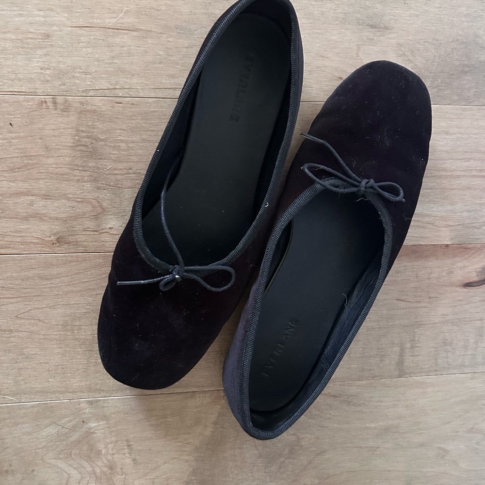 Everlane Black Velvet Flats with Bow Accent size 9
